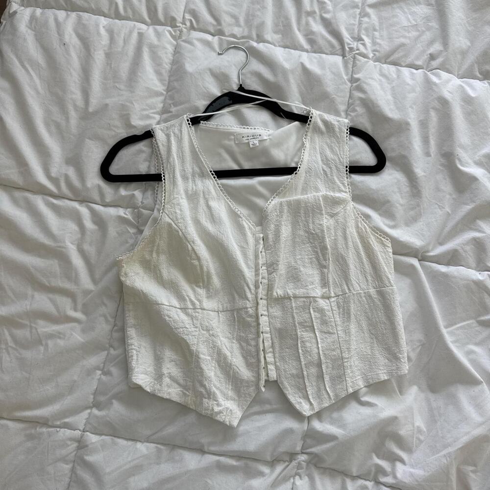 White cropped vest top croppedtop
